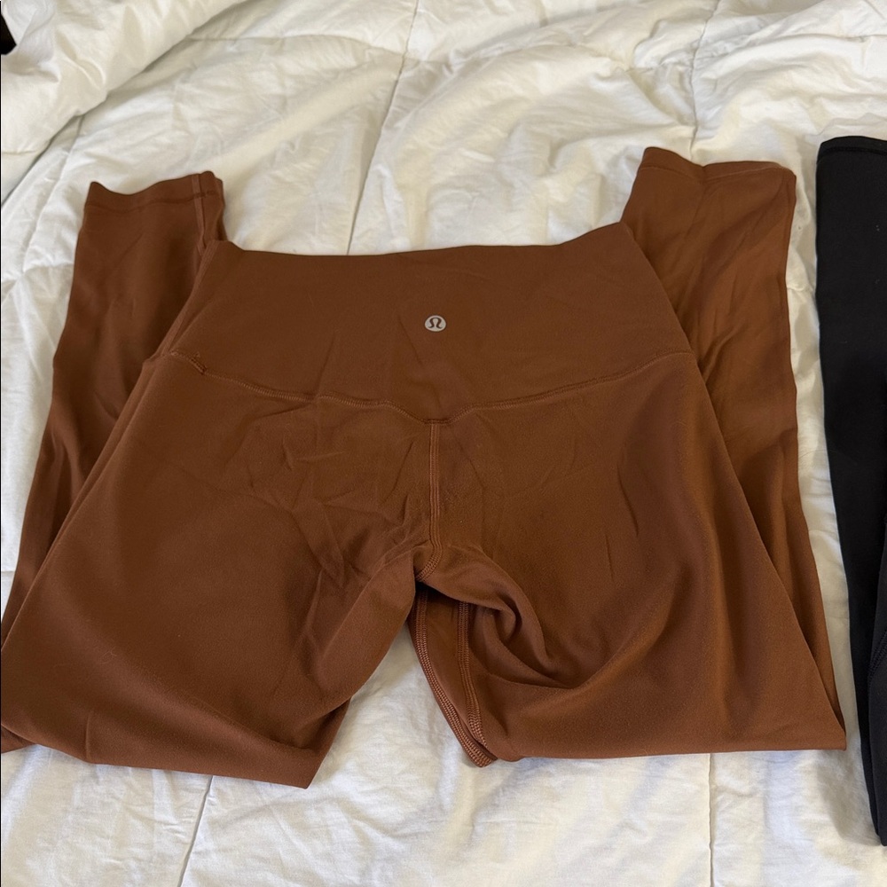 lululemon athletica Leggings in Black and Brown 2 - Picture 3 of 10
